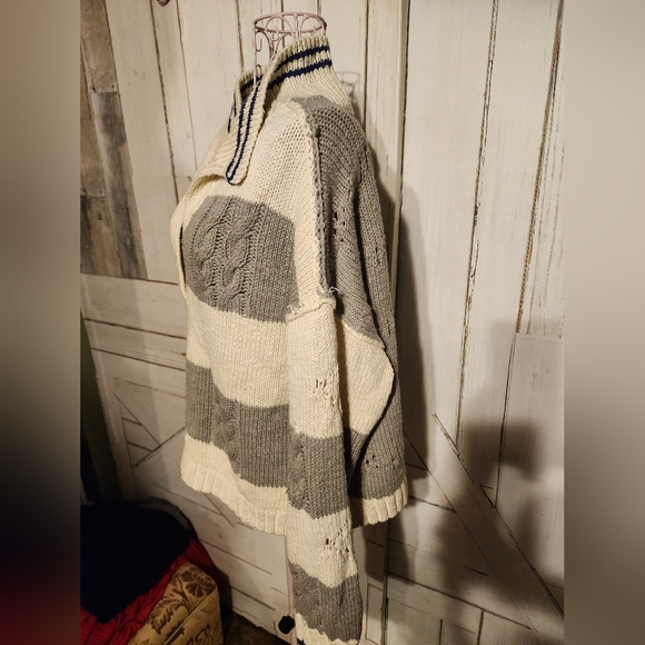 LUCKY DISTRESSED College Sweater - Picture 5 of 6